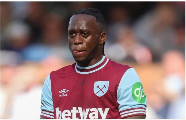 Michael Owen chi trich West Ham vi chieu mo Aaron Wan-Bissaka